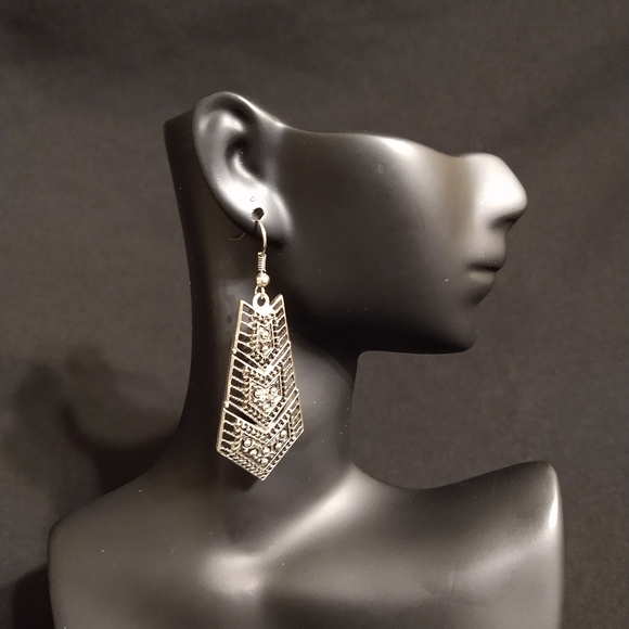 New Stylish Silver Large Hanging Earrings - Picture 2 of 2